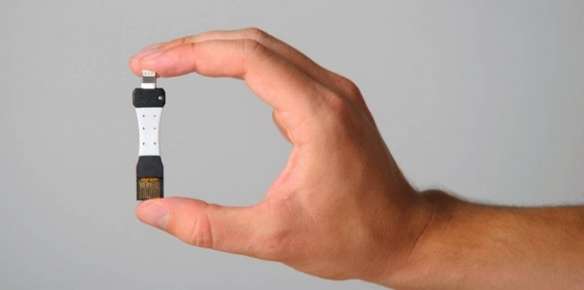 Ήρθε ο μικρότερος φορτιστής για smartphones