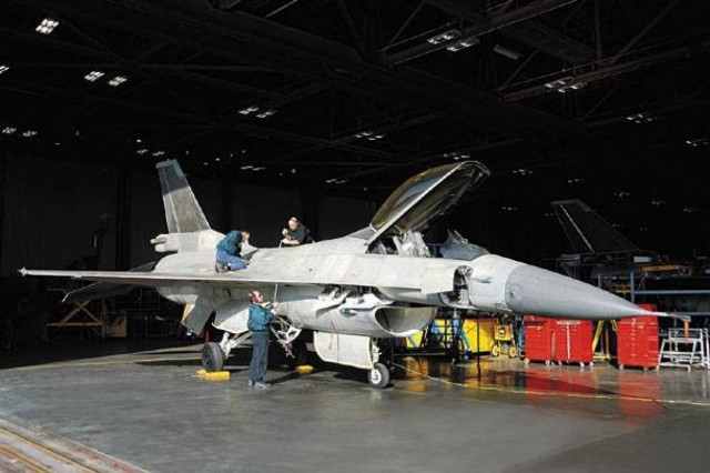 Το θέατρο του παραλόγου: Διοικούσε την ΕΑΒ με πλαστά χαρτιά!