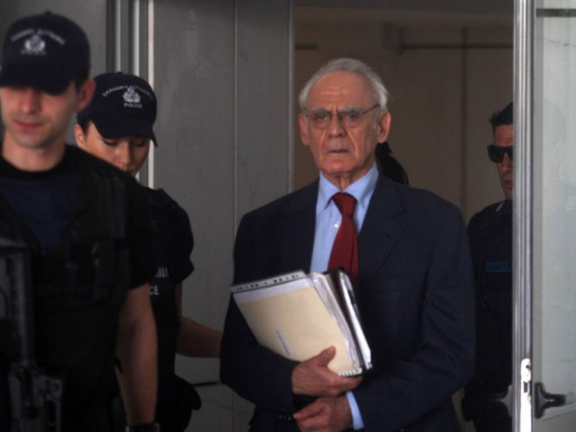 Δίκη Άκη: Το φόρεμα, ο φαντομάς και ο εφιάλτης