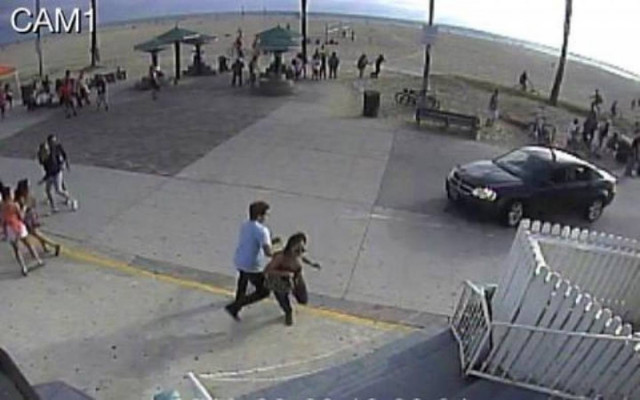 ΣΟΚ: Ήθελε να σκοτώσει πεζούς - Έβαλε όπισθεν και τους πάτησε