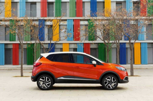 RENAULT CAPTUR