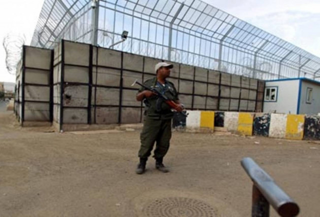 Η Γαλλία παρατείνει το κλείσιμο της πρεσβείας στην Υεμένη