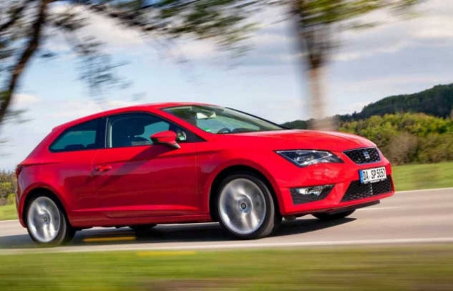 SEAT LEON CUPRA R: ME 300 ΑΛΟΓΑ ΚΑΙ ΤΕΤΡΑΚΙΝΗΣΗ