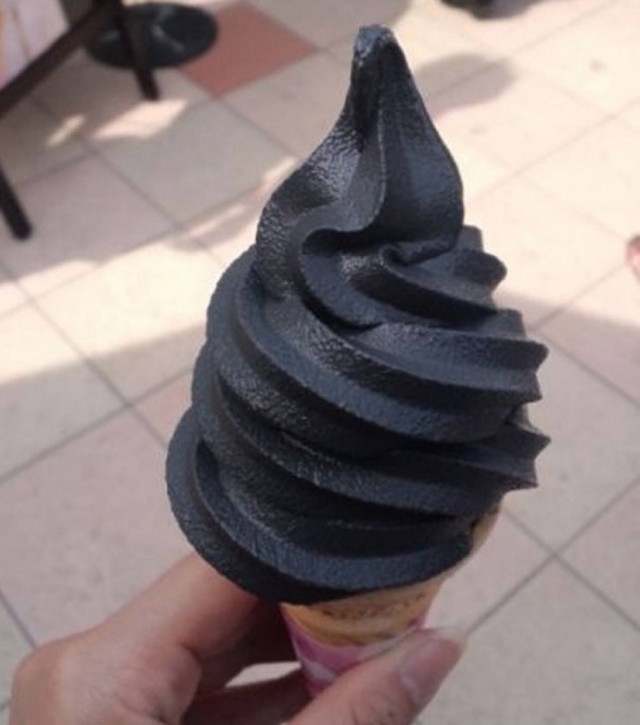 10 παράξενα παγωτά για όλα τα γούστα