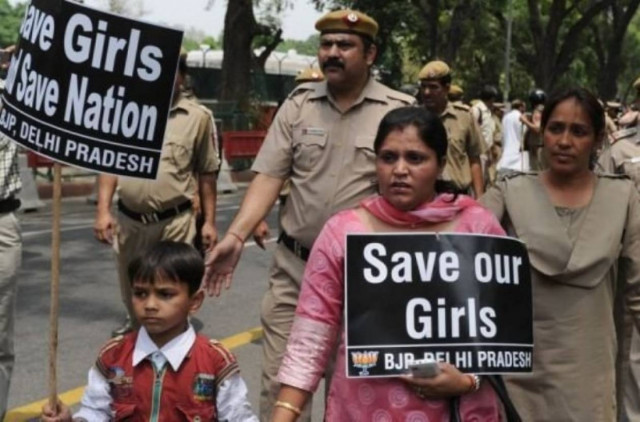 Αποπειράθηκαν να την βιάσουν, αντιστάθηκε και την...