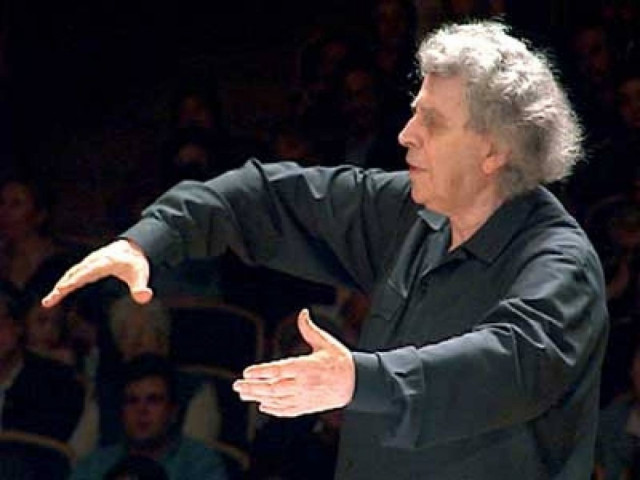 Το όνομα του Μίκη Θεοδωράκη σε δρόμο της Τρίπολης