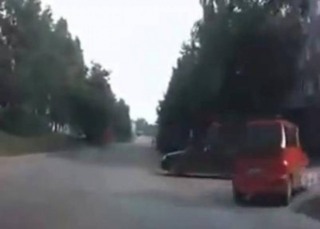 Βίντεο: Δείτε τι μπορεί να συμβεί αν κορνάρουμε