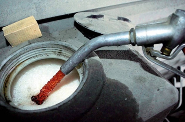 Τη μείωση του ΕΦΚ στο πετρέλαιο θέρμανσης ζητούν οι πρατηριούχοι