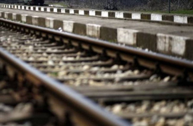 Έκλεψε τις ράγες του τρένου