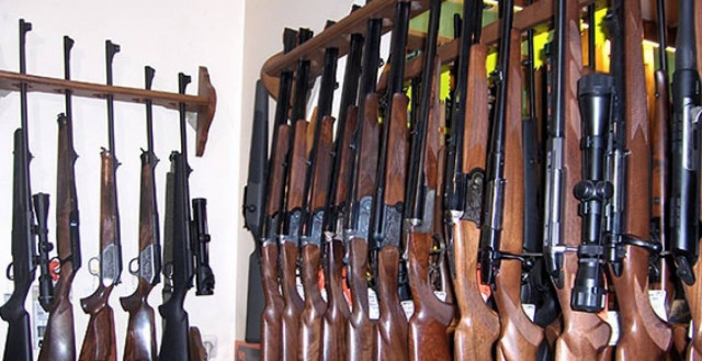 Μυτιλήνη: Συνελήφθη νεαρός πωλητής όπλων