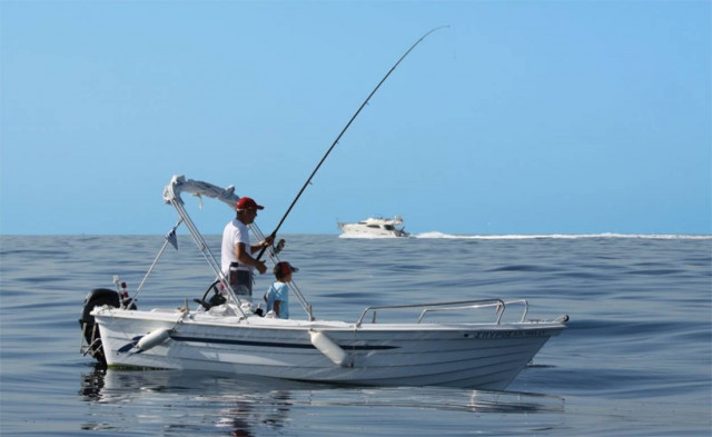 Ερέτρια:Δεν πίστευε στα μάτια του με αυτό που είδε στην πετονιά! (pic)