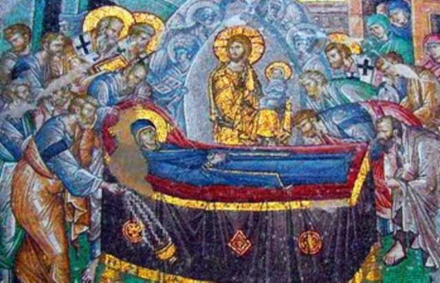 Αυτά είναι τα τριακόσια ονόματα της Παναγίας