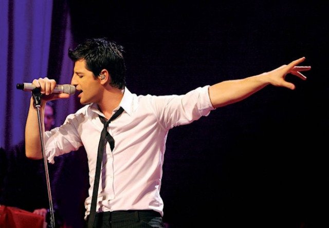 «Κλείνει» μιούζικαλ ο Σάκης!