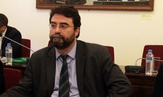 Οικονόμου: Οι πλειστηριασμοί μπορεί να ρίξουν την κυβέρνηση