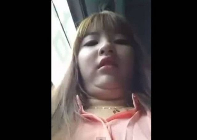 Μια γυναίκα μεταμορφώνεται σε μόλις 1 δευτερόλεπτο!