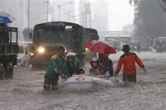 Κίνα: Ξεπερνούν τους 130 οι νεκροί από τις πλημμύρες στην χώρα