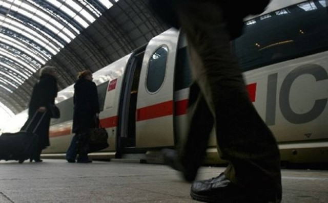 Γαλλία: Δεν υπάρχουν πληροφορίες για χτύπημα της Αλ Κάιντα στα τρένα