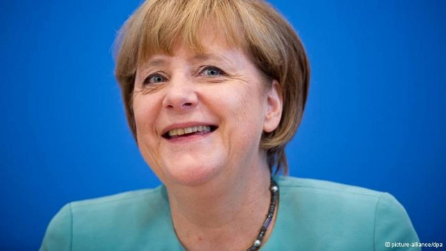 Μέρκελ σε Ruhr Nachrichten: «Δεν βλέπει» κούρεμα στην Ελλάδα