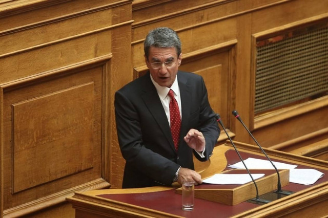 Λοβέρδος: 12 ερωτήματα για τους πλειστηριασμούς