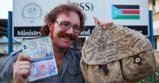 VIDEO: Επισκέφτηκε 201 χώρες χωρίς αεροπλάνο!