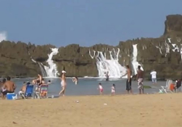 Βίντεο: Η πιο εντυπωσιακή «πισίνα» του κόσμου