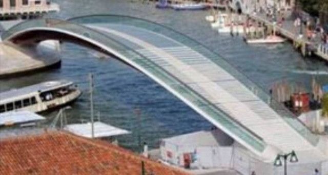 Αποζημίωση ζητούν οι Ιταλοί από τον Καλατράβα