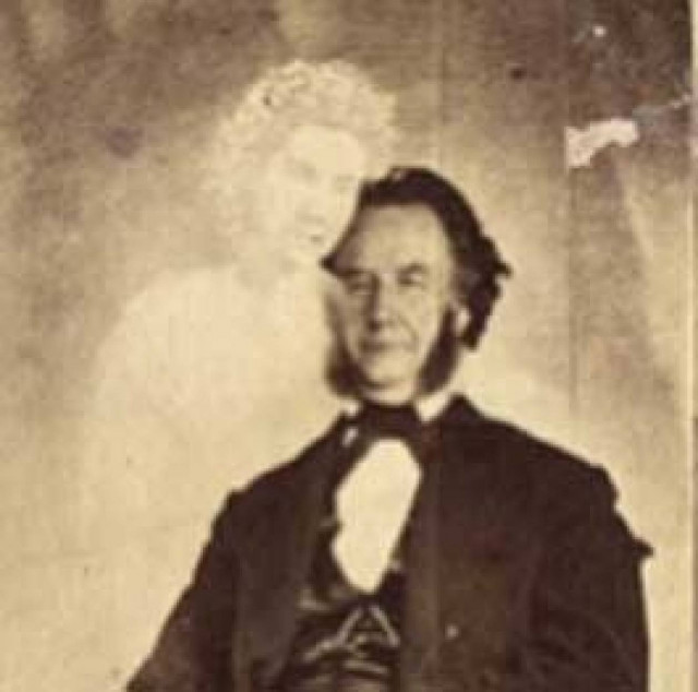 Aνατριχιαστικό: William Mumler - Ο φωτογράφος των φαντασμάτων!