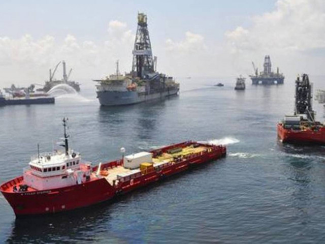 «Η Ελλάδα παλεύει και η κυβέρνηση χορηγεί προνόμια στους εφοπλιστές»