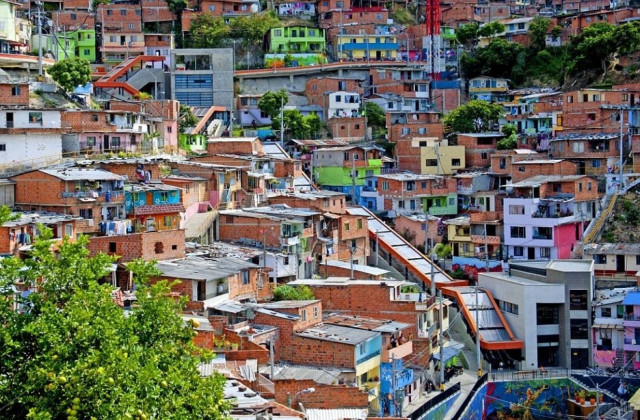 Η μεγαλύτερη κυλιόμενη σκάλα  (pics)