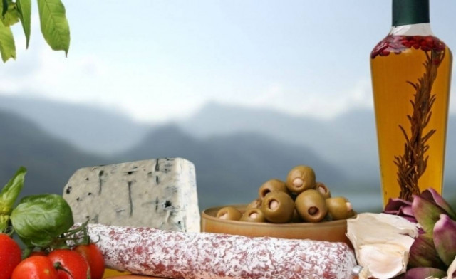 Ζάκυνθος: Μεγάλη συμμετοχή στην έκθεση τοπικών προϊόντων