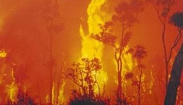 Μαίνεται η πυρκαγιά στην Καλιφόρνια