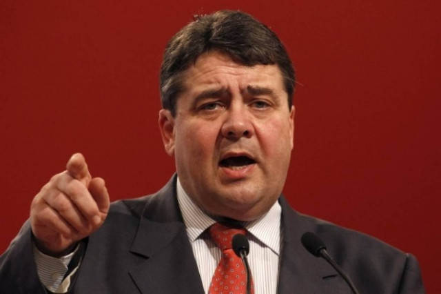 Γκάμπριελ: Ο Σρέντερ έφταιγε για την ένταξη της Ελλάδας στην ΟΝΕ