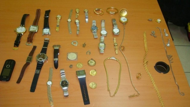 55χρονος με... αδυναμία στα ρολόγια