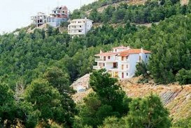 Από τη Δευτέρα οι δηλώσεις για τα αυθαίρετα