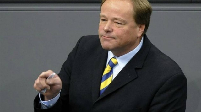 Νίμπελ:Η Ελλάδα χρειάζεται χρόνο όχι τρίτο πακέτο-Επίθεση στον Σόιμπλε