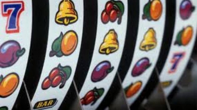 Σύλληψη 38χρονου για παράνομη λειτουργία παιχνιδιών