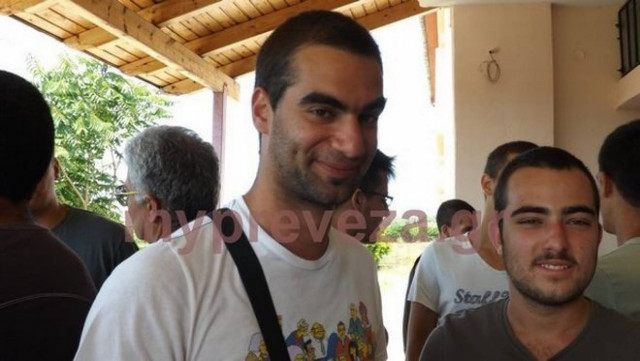 «Πρωταθλητής» των Πανελλαδικών ο μαθητής που λιποθύμησε