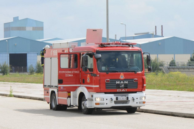 Μεγάλη φωτιά σε σπίτι στην Καβάλα