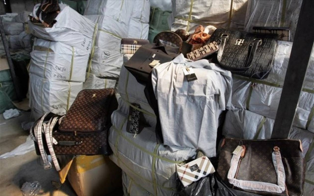 Κατασχέσεις προϊόντων - μαϊμού σε λαϊκές αγορές της Αθήνας