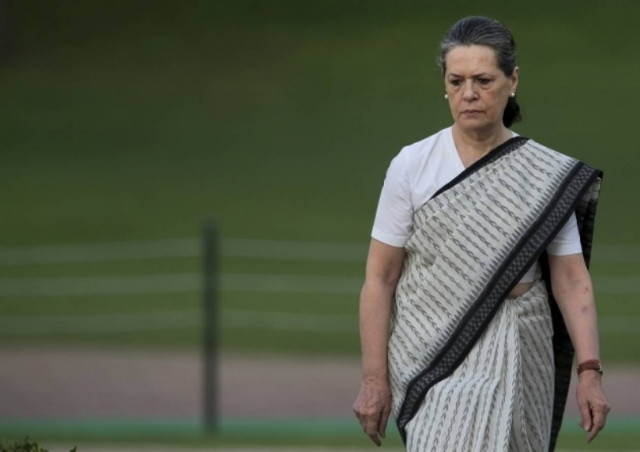 Στις ΗΠΑ για ιατρικές εξετάσεις η Σόνια Γκάντι