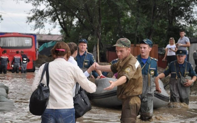 Ρωσία: «Κόκκινος συναγερμός» για 250.000 κατοίκους