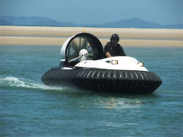 Ρόδος: 25χρονη τραυματίστηκε από θαλάσσιο σκάφος αναψυχής