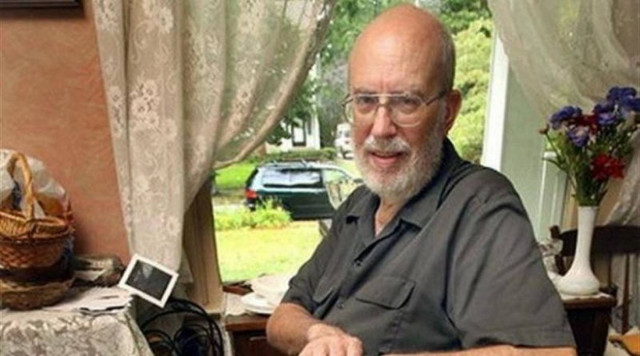 Πάντρεψε την κόρη του... μέσω του χόμπι του