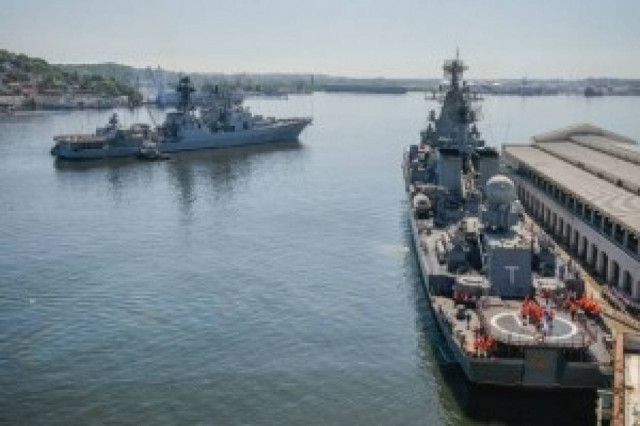 Συρία: Καταδρομικό με πυραύλους στέλνει η Ρωσία στην ανατ. Μεσόγειο