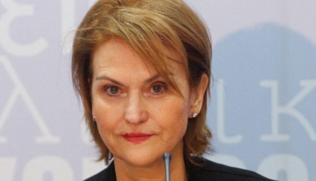 Προκαλεί ξανά η Ρεπούση: Να καταργηθούν τα Θρησκευτικά