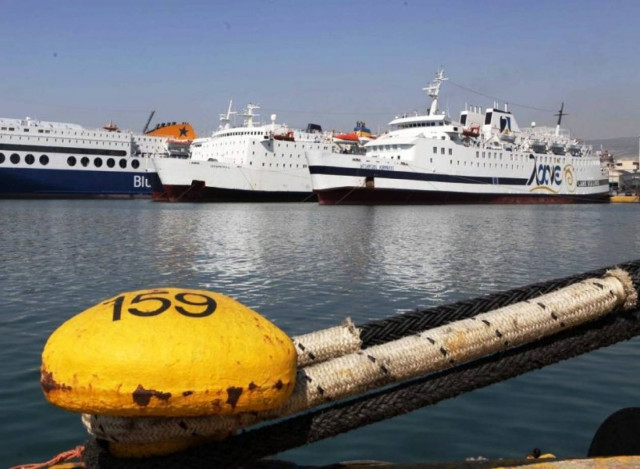 Προσπάθησαν να κλέψουν εξαρτήματα από μηχανή πλοίου στον Πειραιά!