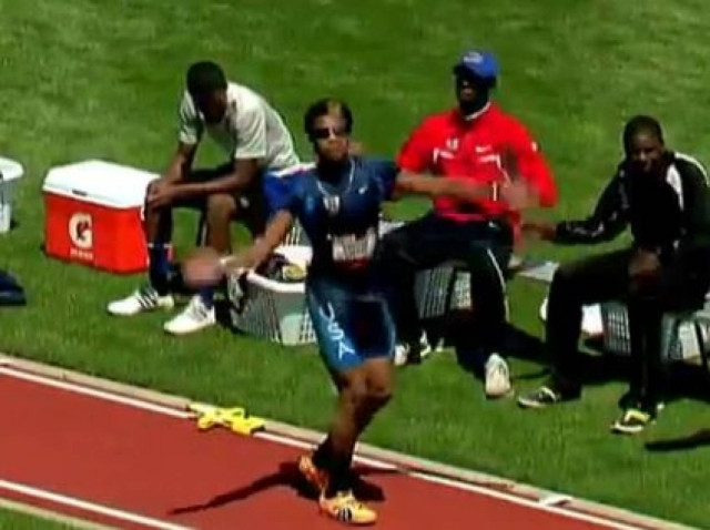 Η πιο εντυπωσιακή προσγείωση άλματος εις μήκος EVER