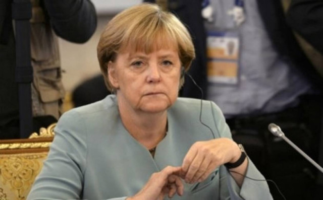 Η Μέρκελ... αντιμέτωπη με το λαό της