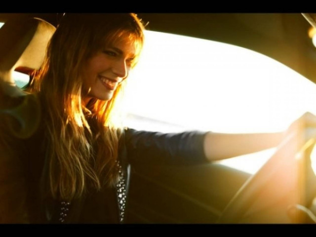 Κολλήσατε στην κίνηση; Ευκαιρία να γυμνάσετε στομάχι και γλουτούς!