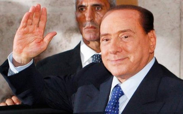 Παρατείνεται η συζήτηση στη Γερουσία για την αποπομπή Μπερλουσκόνι